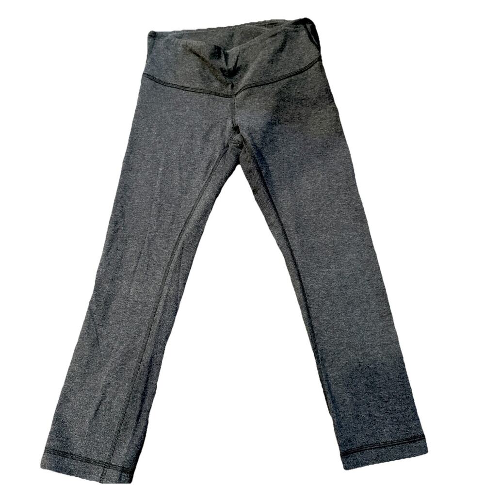 Lululemon Women’s Leggings Charcoal Gray 21” Size 4